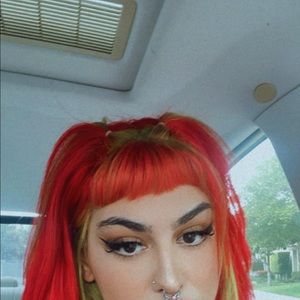 Meet your Posher, Ayah